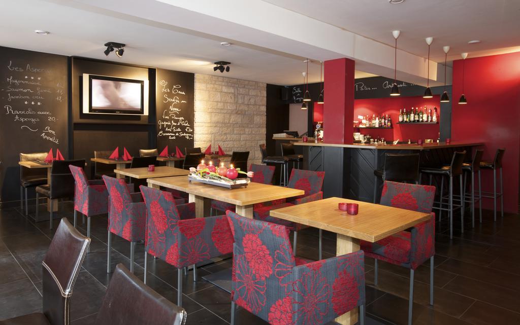Hotel-Restaurant Le Lion D'Or Porrentruy Kültér fotó