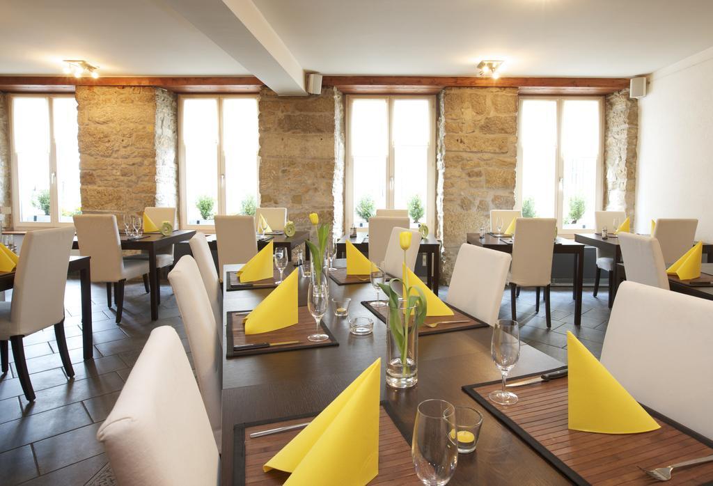 Hotel-Restaurant Le Lion D'Or Porrentruy Kültér fotó