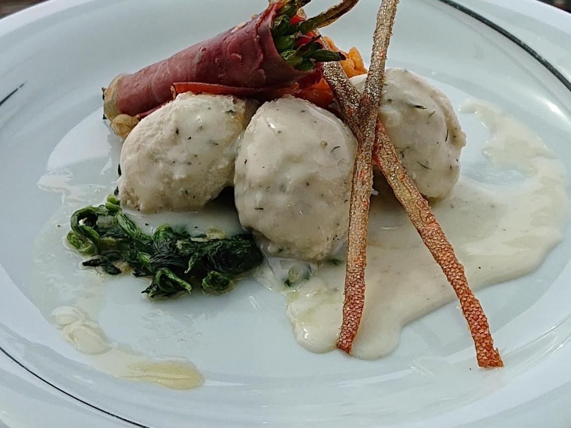 Hotel-Restaurant Le Lion D'Or Porrentruy Kültér fotó
