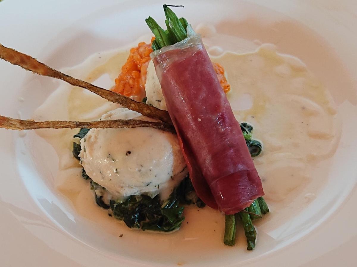 Hotel-Restaurant Le Lion D'Or Porrentruy Kültér fotó
